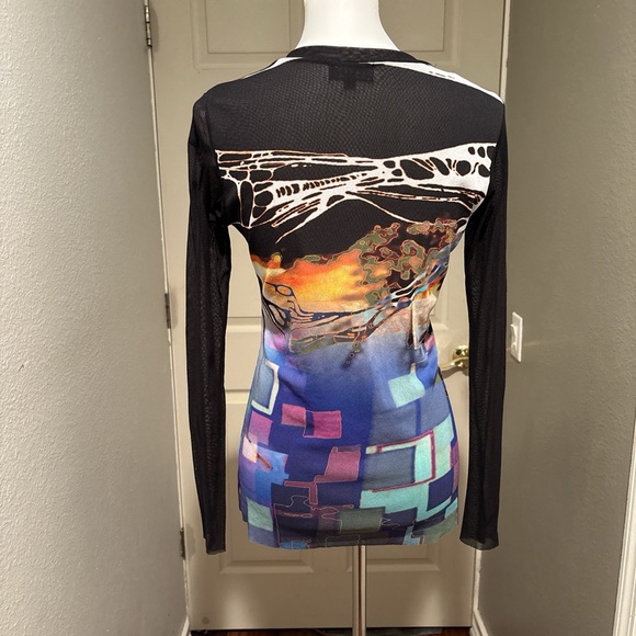 Petit Pois by Viviana G Mesh long sleeve top with bold graphic print - Picture 3 of 9